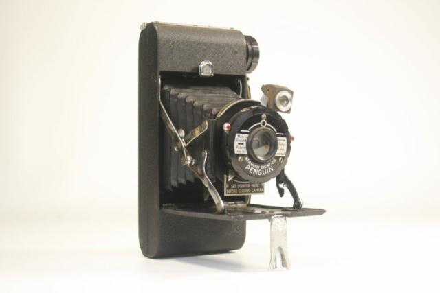 Kershaw Eight-20 Penguin. 120 rolfilm. 1946. Engeland
