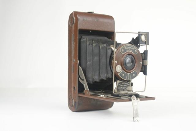 Ensign Houghton All Distance Pocket. 1928. 120 film. Engeland.