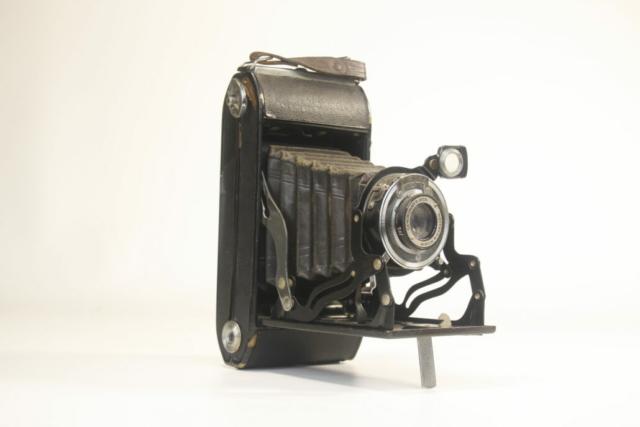 Wirgin balgcamera. 6×9 rolfilm.