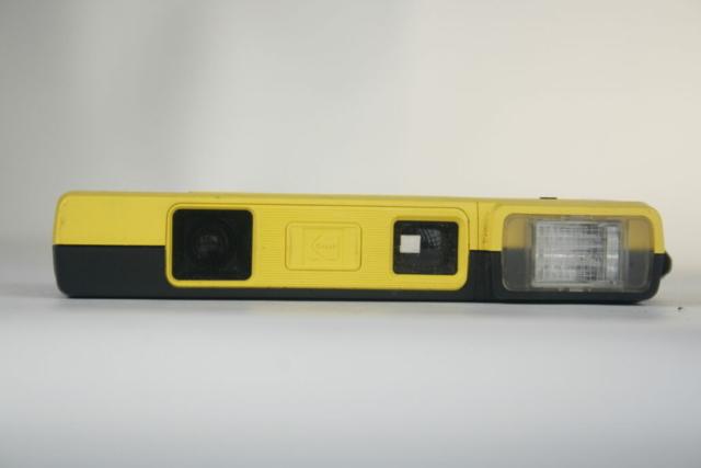 Kodak Graffiti fixed focus camera. 110 film. 1988. Engeland