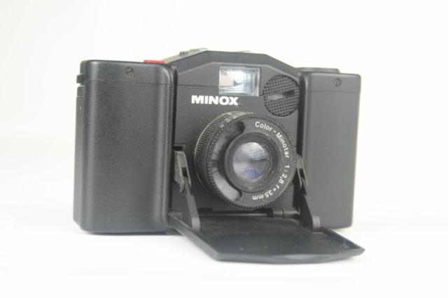 Minox 35 EL. 35mm camera. 1974. Duitsland. Minox 35 EL. 35mm camera. 1974. Duitsland.