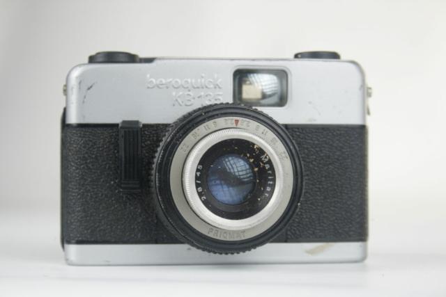 Beier Beirette Berocuick KB 135.(Export model) 35mm viewfinder camera. Ca. 1976. Oost-Duitsland.