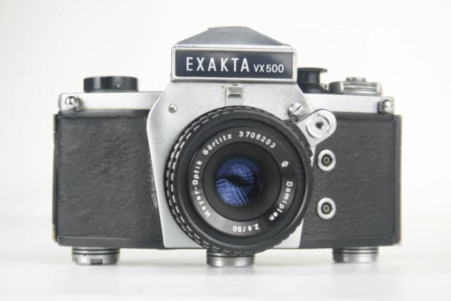 Exakta VX 500. Ihagee. 35mm SLR camera. Meyer-Optik Domiplan lens. 1969-1972. Duitsland. Exakta VX 500. Ihagee. 35mm SLR camera. Meyer-Optik Domiplan lens. 1969-1972. Duitsland.