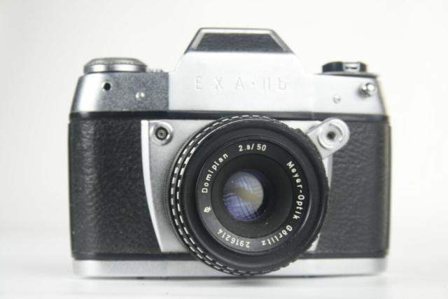 EXA IIb. Ihagee. 35mm SLR camera. 1964-1966. Duitsland. EXA IIb. Ihagee. 35mm SLR camera. 1964-1966. Duitsland.
