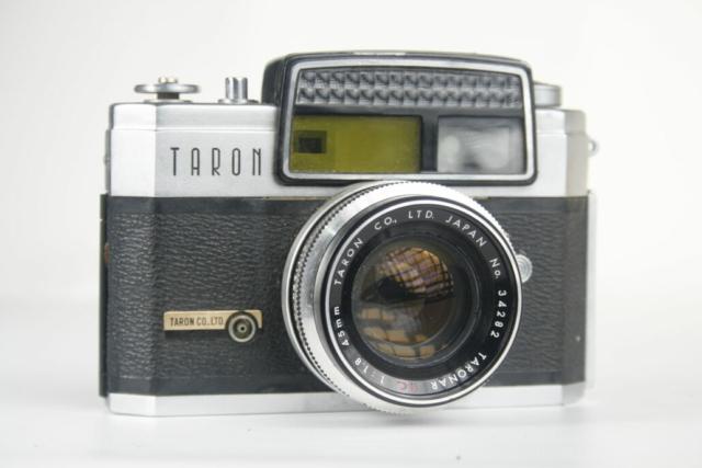 Taron Eye ("Eyemagic"). Rangefinder camera. 35mm. 1960. Japan.
