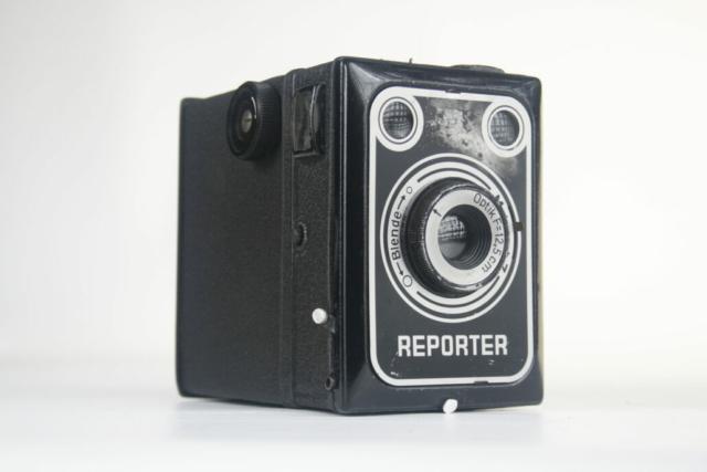 Braun Reporter. 120 film box camera. Ca.1955. Duitsland. Braun Reporter. 120 film box camera. Ca.1955. Duitsland.