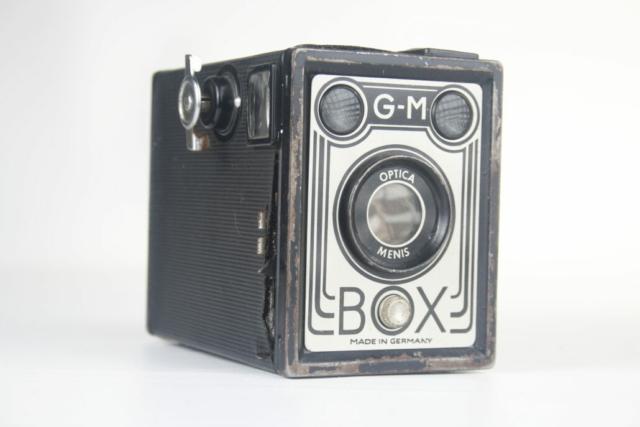 Vredeborch G-M Box. 120 film box camera. 1953. Duitsland. Vredeborch G-M Box. 120 film box camera. 1953. Duitsland.
