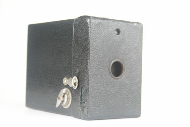 Onbekend I. Box camera. Onbekend I. Box camera.