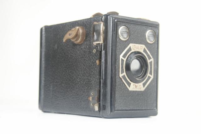 GAP. 120 film box camera. Ca.1952-1955. Frankrijk. GAP. 120 film box camera. Ca.1952-1955. Frankrijk.