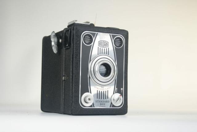 Bilora Box 9. 120 rolfilm. 1954-1958 . Duitsland. Bilora Box 9. 120 rolfilm. 1954-1958 . Duitsland.