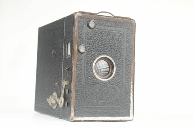 Eho box camera. 120 film box camera. 1930. Duitsland. Eho box camera. 120 film box camera. 1930. Duitsland.