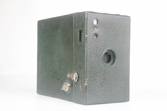 Onbekend XX. Box camera. Onbekend XX. Box camera.