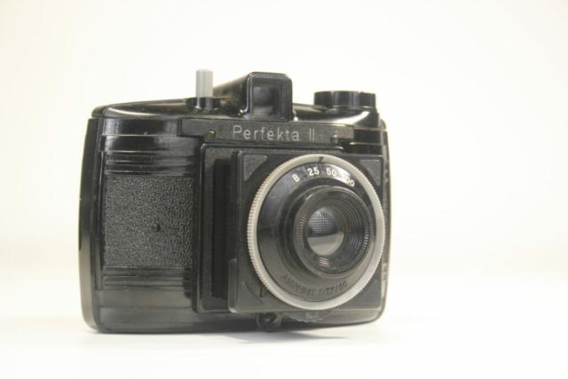 Perfekta II. 120 film box camera. 1954. Duitsland Perfekta II. 120 film box camera. 1954. Duitsland