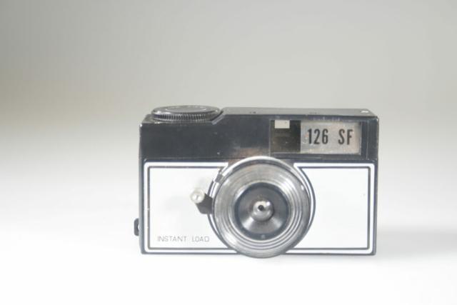 Porst 126 SF. Viewfinder camera. 126 cassette. 1970. Duitsland