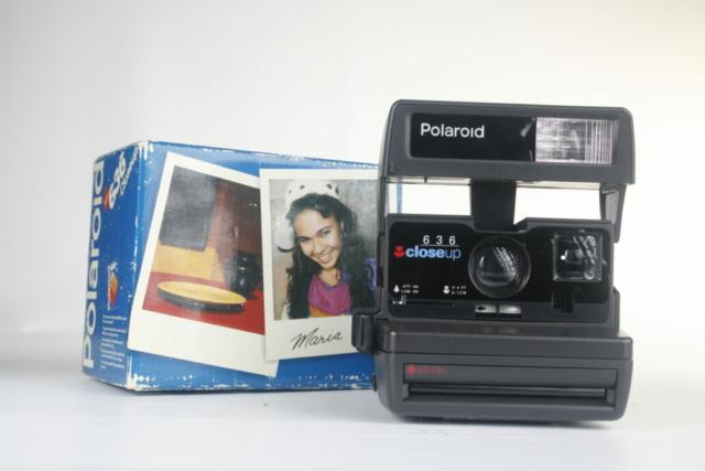 Polaroid 636 Close Up. Instant film camera. 600 Plus film. 1996. USA 1 Polaroid 636 Close Up. Instant film camera. 600 Plus film. 1996. USA 1