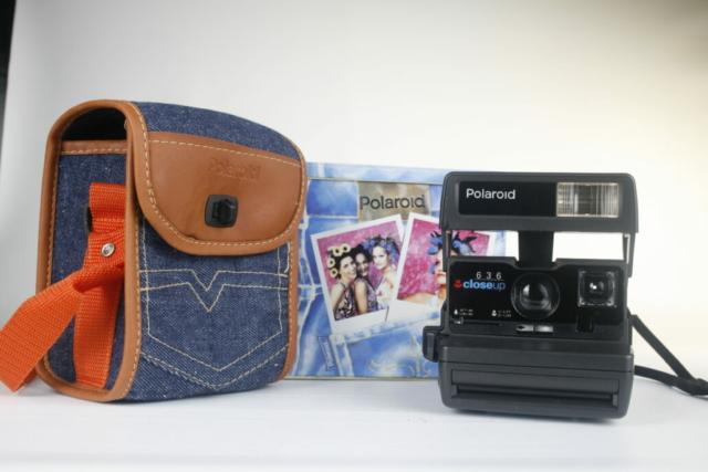 Polaroid 636 Close Up. Jeans Limited Edition. Instant film camera. 600 Plus film. 1996. USA Polaroid 636 Close Up. Jeans Limited Edition. Instant film camera. 600 Plus film. 1996. USA
