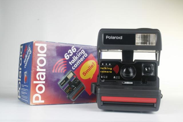 Polaroid 636 Talking Camera. Instant film camera. 600 film. 1995-1997. USA Polaroid 636 Talking Camera. Instant film camera. 600 film. 1995-1997. USA