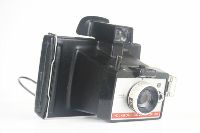 Polaroid Colorpack 80 landcamera. Peel apart 80 Series Land Packfilm. 1971-1976. Engeland Polaroid Colorpack 80 landcamera. Peel apart 80 Series Land Packfilm. 1971-1976. Engeland