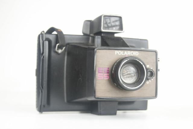 Polaroid EE 55. Instant filmpack camera. 1976-1977. USA Polaroid EE 55. Instant filmpack camera. 1976-1977. USA