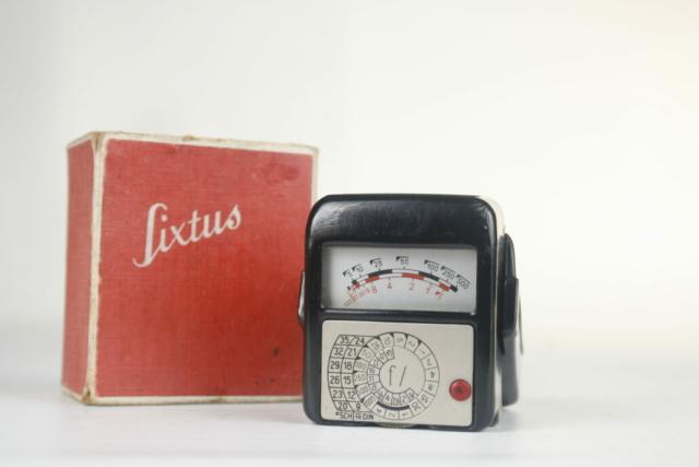 Gossen Sixtus belichtingsmeter. F1.4-45. 1000 sec-4 minuten. Duitsland