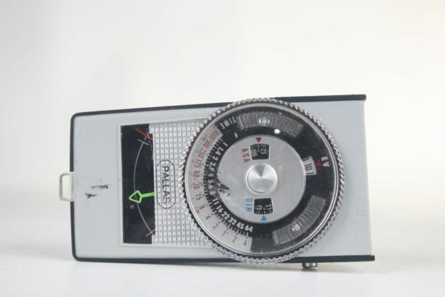 Pallas. belichtingsmeter. Japan I