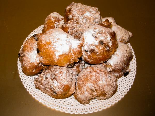 Foto: Oliebollen op bord