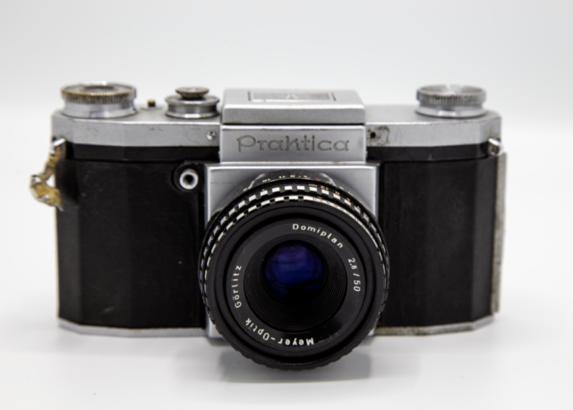 Praktica vroeg model. Ca. 1949. Duitsland.